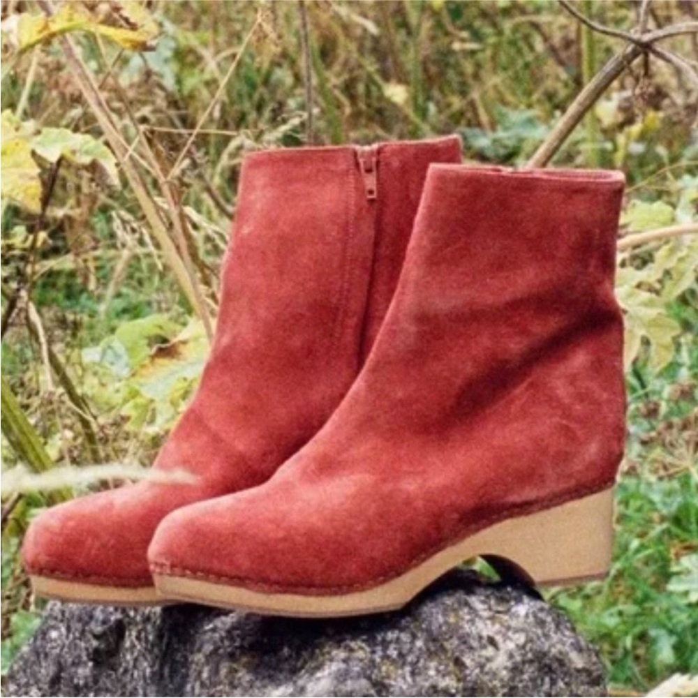 DÔEN Whitby Suede Clog Ankle Boots Rust Size 38 7.5